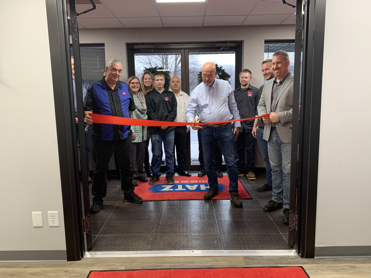 Mr. Wolfram Hatz, Chairman of the Board, came to Hatz Diesel of North America to celebrate our new remodel with a ribbon cutting ceremony!

While here, <a href="/dieselprogress/">Power Progress (Formerly Diesel Progress)</a> also awarded Mr. Wolfram Hatz with the award for Notable New Product of 2019!
digital.dpna.co/html5/reader/p…