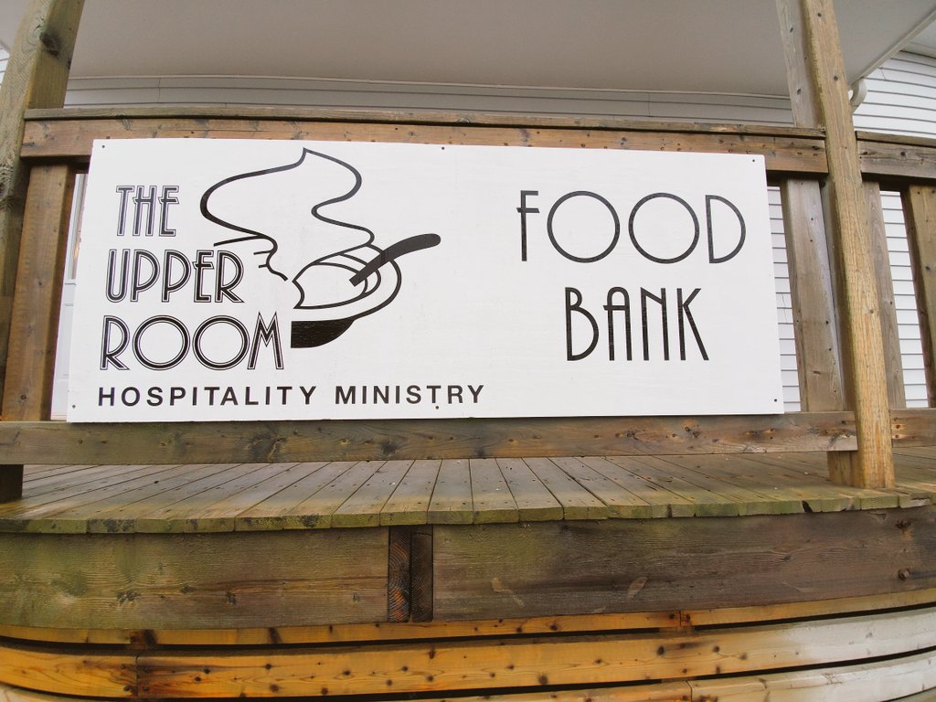 stoneparkschool's tweet photo. This morning we made our delivery of 3500 meals (Soup) to the Upper Room Ministry. Rhylan and Bella were a tremendous help throughout. Great examples of Empathy, Kindness, Work Ethic, Respect and Responsibility. #TigerStripes https://t.co/Fl5tzS7NnW