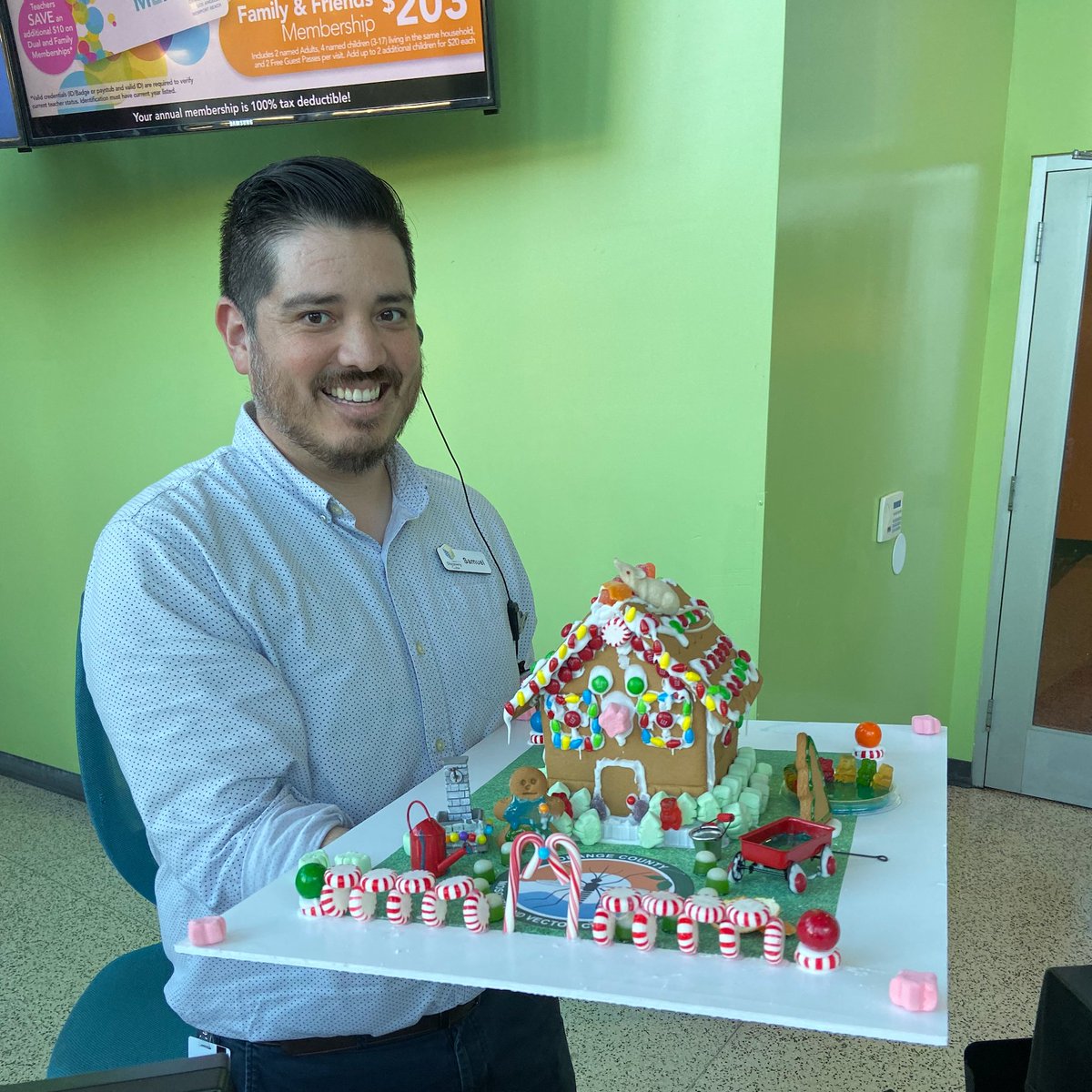 OCVector's tweet photo. We decided to join in on the fun at the @DiscoveryCubeOC  &amp; participate in the #ScienceOfGingerbread! Our house highlights potential mosquito breeding sources that may be around your home > Buckets, toys, green pools, fountain, etc! Don't forget ➡️ After the rain, #DumpNDrain! https://t.co/KMz7fnT13L