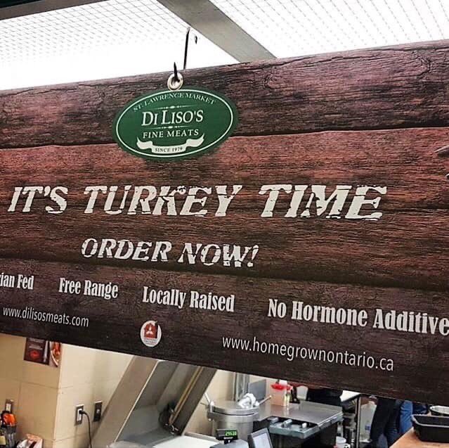 KitchenSprout's tweet photo. #TorontoRun🏃 to .@dilisos in @StLawrenceMkt #EverythingForChristmas #FreshTurkey
#BonelessStuffedTurkeyBreast #BlueberryGoatCheese #PecanSageBreadStuffing #TurkeyStock #CranberrySauce #Gravy #OvenReadyMeatloaf #ThymeTurkey #MintLamb #RosemaryVeal #OvenReadyPorchetta #Tourtiere https://t.co/OeYX9efUHc