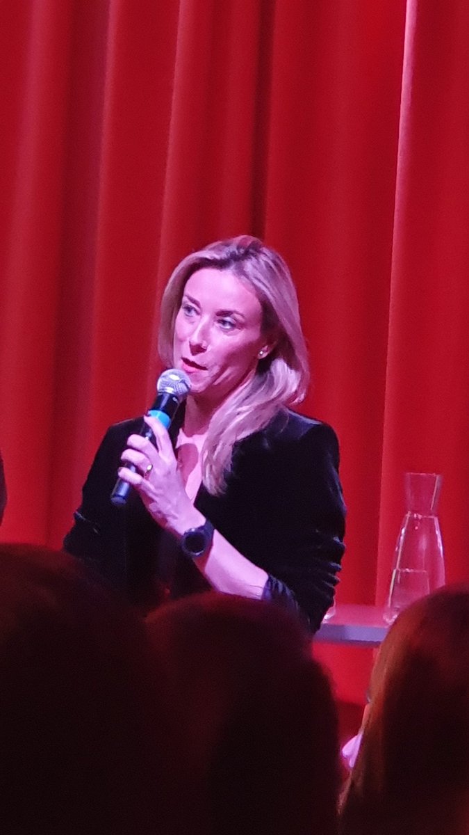 mtmachado's tweet photo. .@agenersurrell: Querer adaptarte es un error .. la manera como mejor te valorarán es lo que te hace diferente...
#HackingMoney @LeanInBCN
#LiderazgoEnFemenino https://t.co/jq1CZNq6cJ