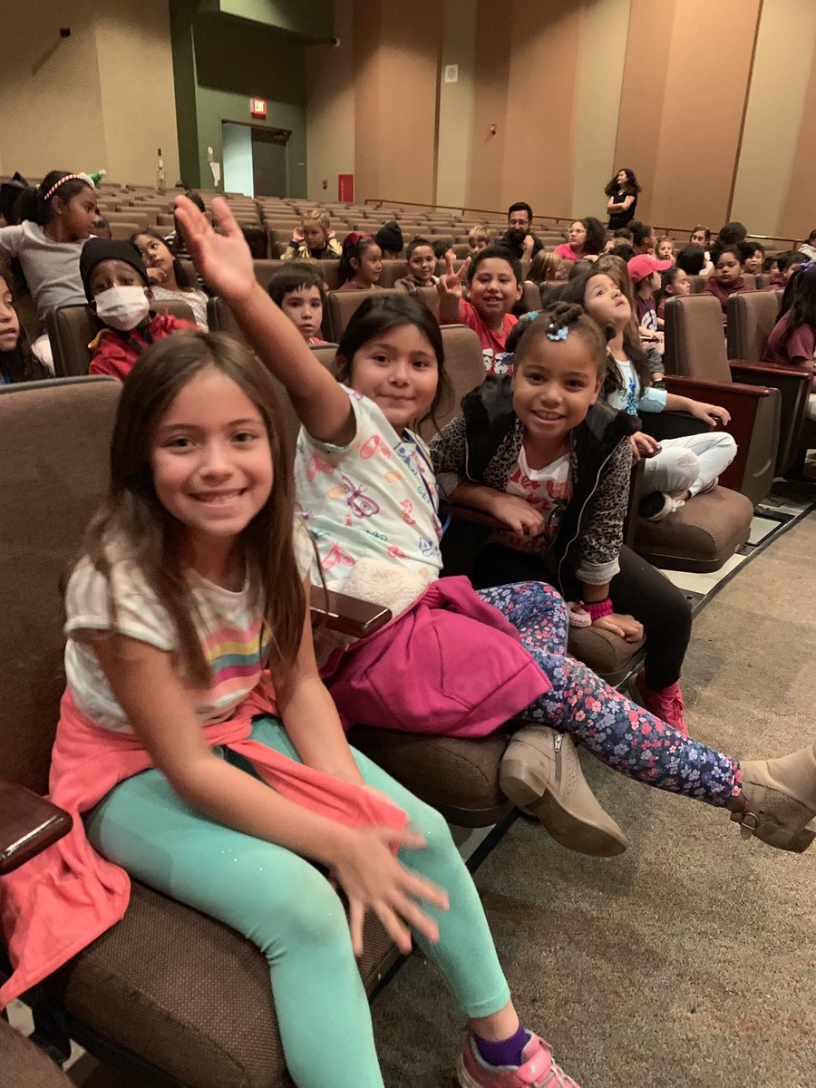 Lobos ready for Stinky Cheese at Greenfield! Thank you for inviting us!! <a href="/BosLangAcademy/">Bostonia Global</a> <a href="/CajonValleyUSD/">CajonValleyUSD</a> <a href="/NerelWinter/">Nerel Winter</a> <a href="/MtraRamosR/">Maestra Ramos</a> #youbelongcv