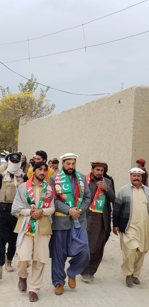 fida_dawar's tweet photo. Today Pti President Malik Nek Muhammad Khan chaired a meeting of NWTD workers and appointed GS Niaz Khan from Mir Ali and SVP Qaiser Wazir from Shewa.
we pti workers appreciated the great decision of President Nek Muhammad Pti North waziristan. 
#PTIGovernment #imrankhanpti https://t.co/JQzA2OTekb