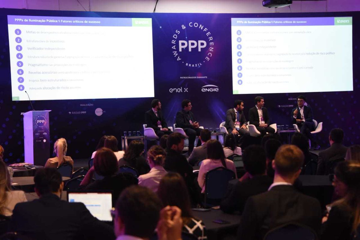 PPP_Awards's tweet photo. Acontece agora o painel de Iluminação Pública e Cidades Inteligentes.
#pppawards #ppp https://t.co/36gsleQ29Y