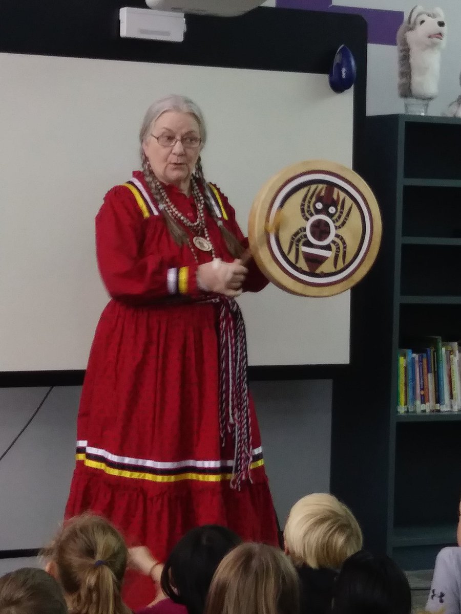 sutton2ndgrade's tweet photo. Bringing history to life-learning about Cherokee Native Americans https://t.co/LW4xaT47Lu