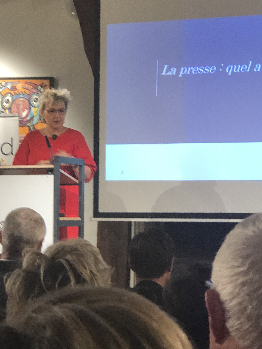 mariepierre53's tweet photo. L’avenir de la presse avec Béatrice Delvaux #lesoir au #grandliege https://t.co/SNLa6IN3Ww