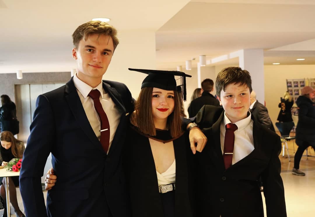 bethduke_'s tweet photo. Graduated in Sound, a certified noise maker 🎶 🔊 
@CSSDLondon #cssdgraduation https://t.co/9Rghdeu5nG