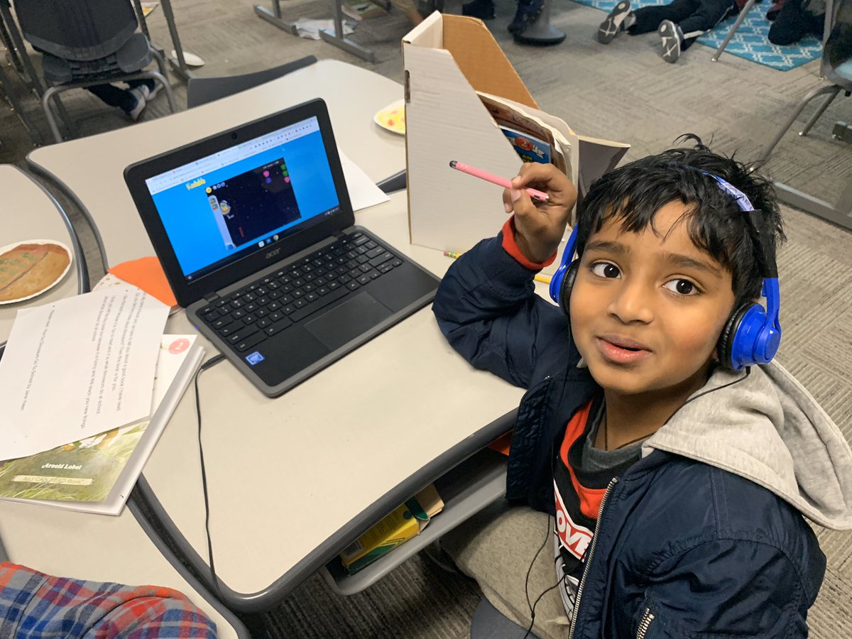 educatorcher's tweet image. Enjoying some #Prospercodes #hourofcode activities @Spradley_El #transformprosper