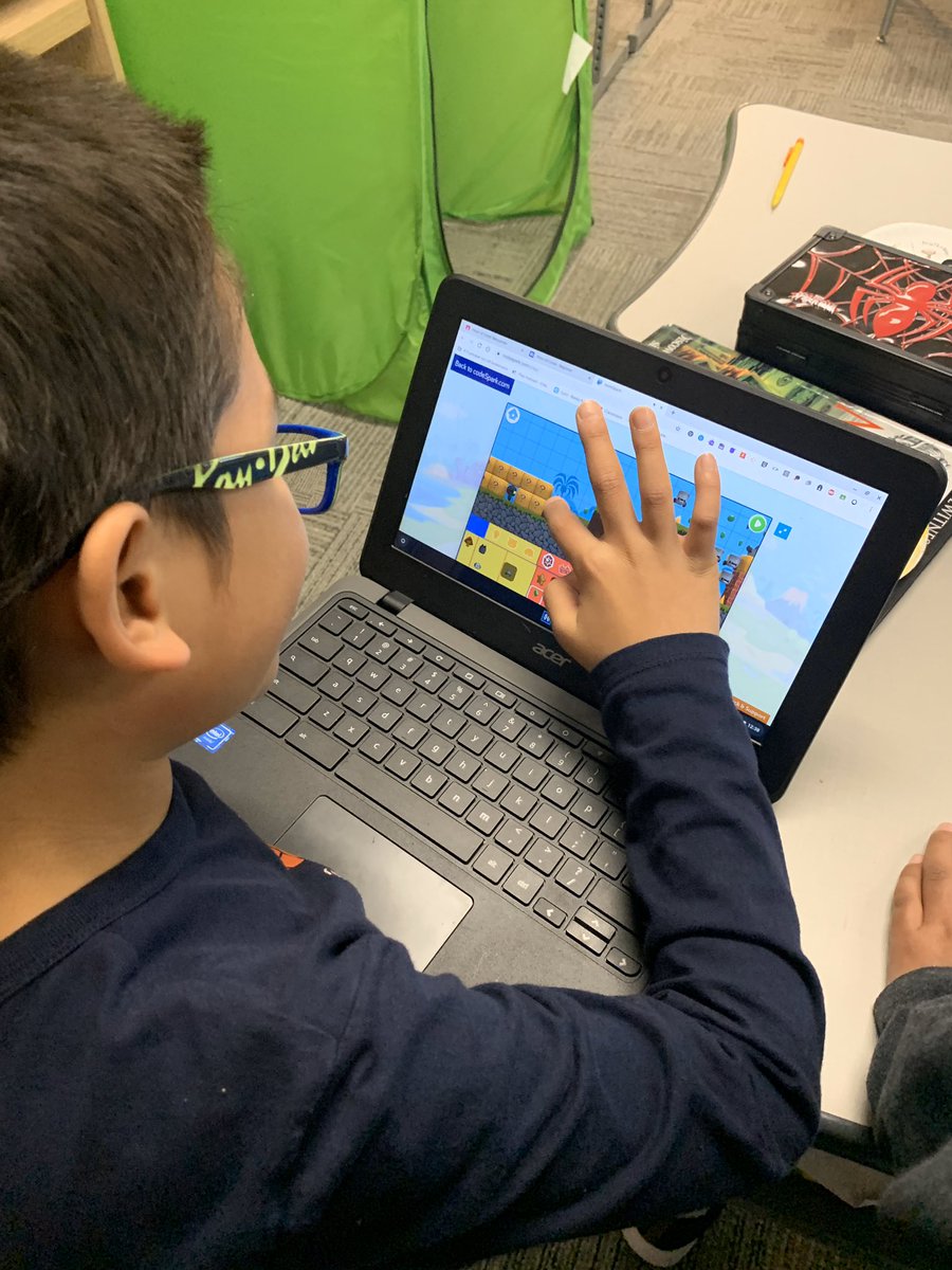 educatorcher's tweet image. Enjoying some #Prospercodes #hourofcode activities @Spradley_El #transformprosper