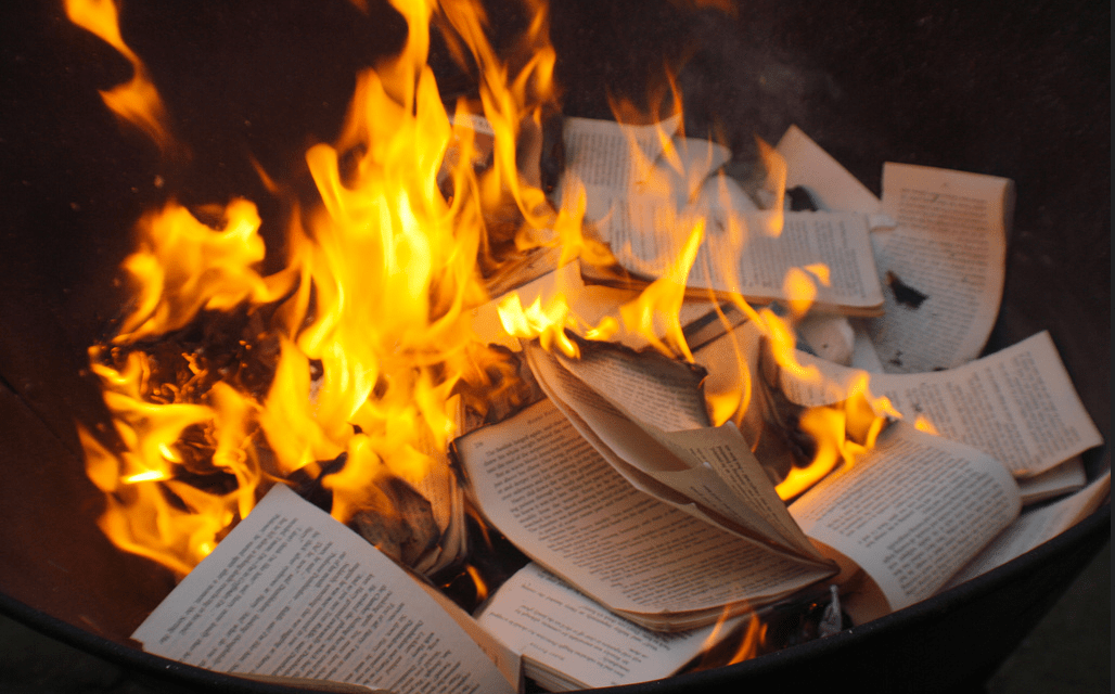 ChurchOfBobby's tweet photo. Remember to join us with our annual day book burning at Dave Statesmith's park! It's currently the 16th year we've done it for our Lord!
Amen,
Liz Butches, Manger of Activities, Church of Bobby. https://t.co/JuKyuQEXsI