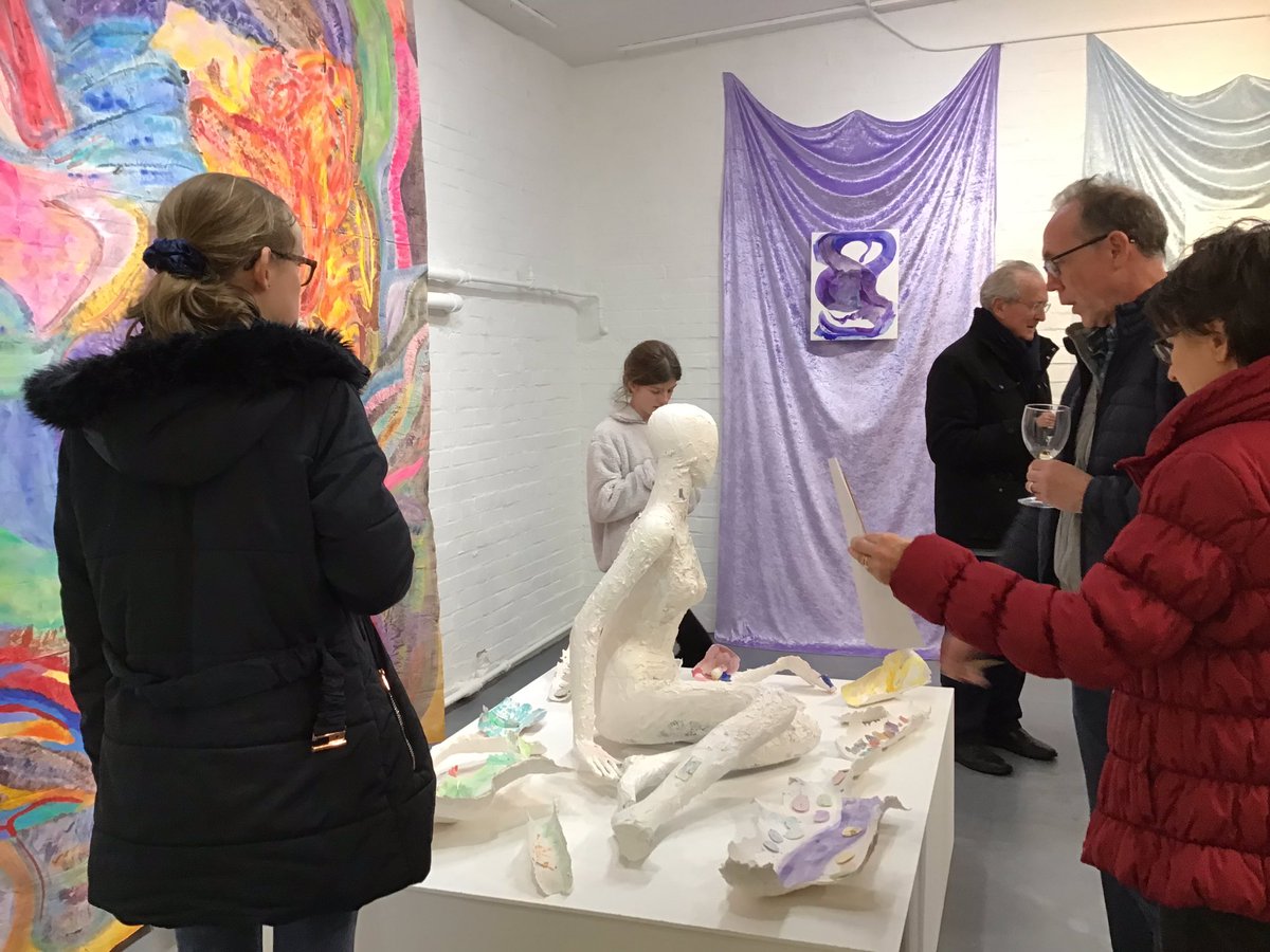 KESWvisualarts's tweet photo. When the artist matches her artwork 😍. ‘Remembering I N A N N A’ private view is in full swing. Please do join us if you’re in the area. All are welcome, open 6-8pm  #keswartevents #installationart #keswinspire @KESWitley https://t.co/VtVwvFdtis