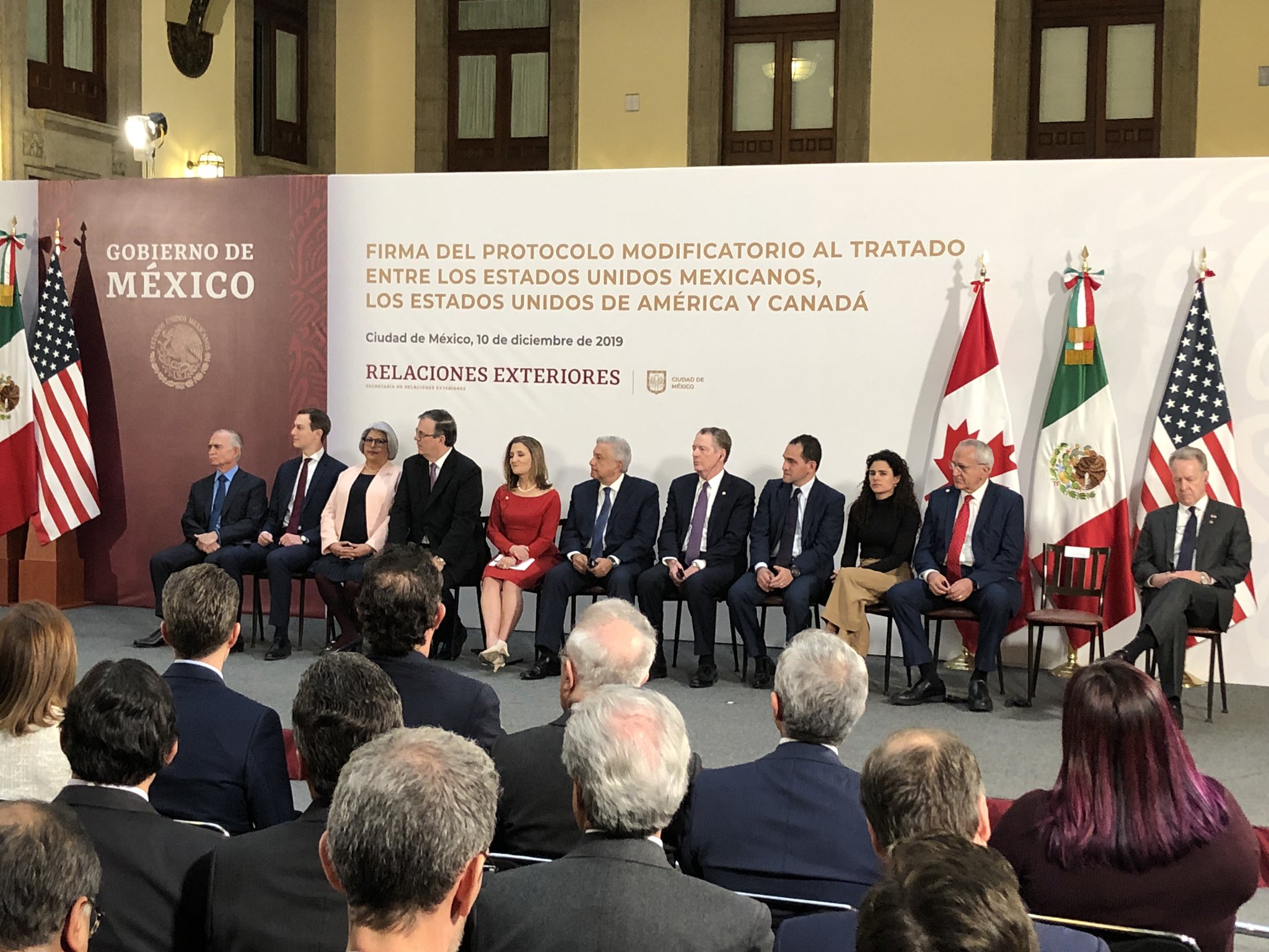 ELcle1fXsAAbgOn?format=jpg&name=large