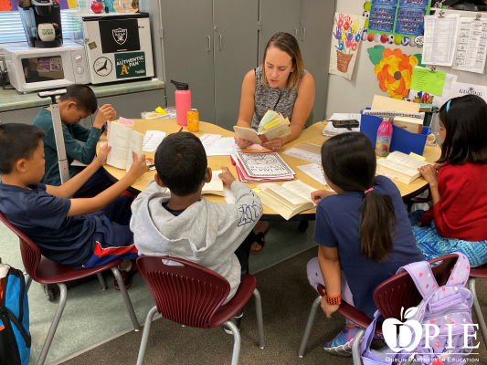 kolbeagles's tweet photo. Special shout-out to DPIE for always supporting our schools! Meet Stacy Alvarez, a 2nd grade teacher at Kolb Elementary School and learn about how she shares her love of reading through, “Chapter Chats: Readers Book Club.”  

https://t.co/qoi2zuCN7X https://t.co/yXIUgufCzz