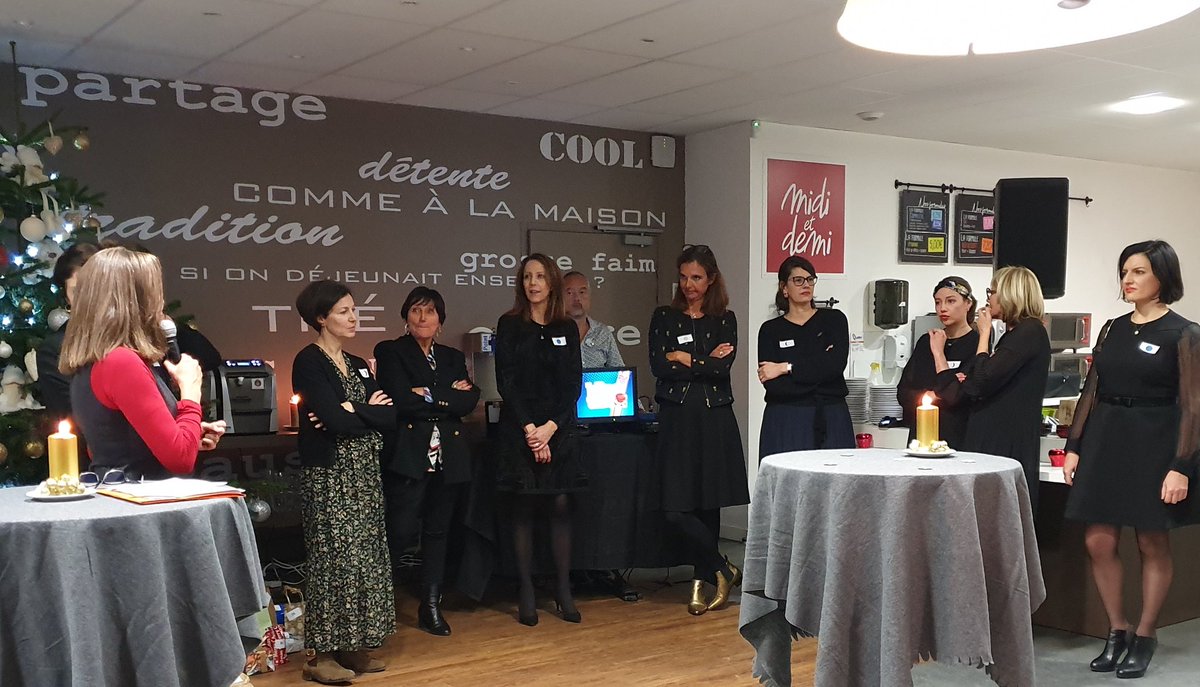 FCE_Pdl's tweet photo. Top départ pour la grande conviviale de fin d'année avec les délégations 44 49 et 85 réunies autour des valeurs @FCEFrance ▶️ Seules nous sommes invisibles, ensemble nous sommes invincibles ! ⏩ + de femmes en charge de mandats patronaux https://t.co/kVtwvKZUEi