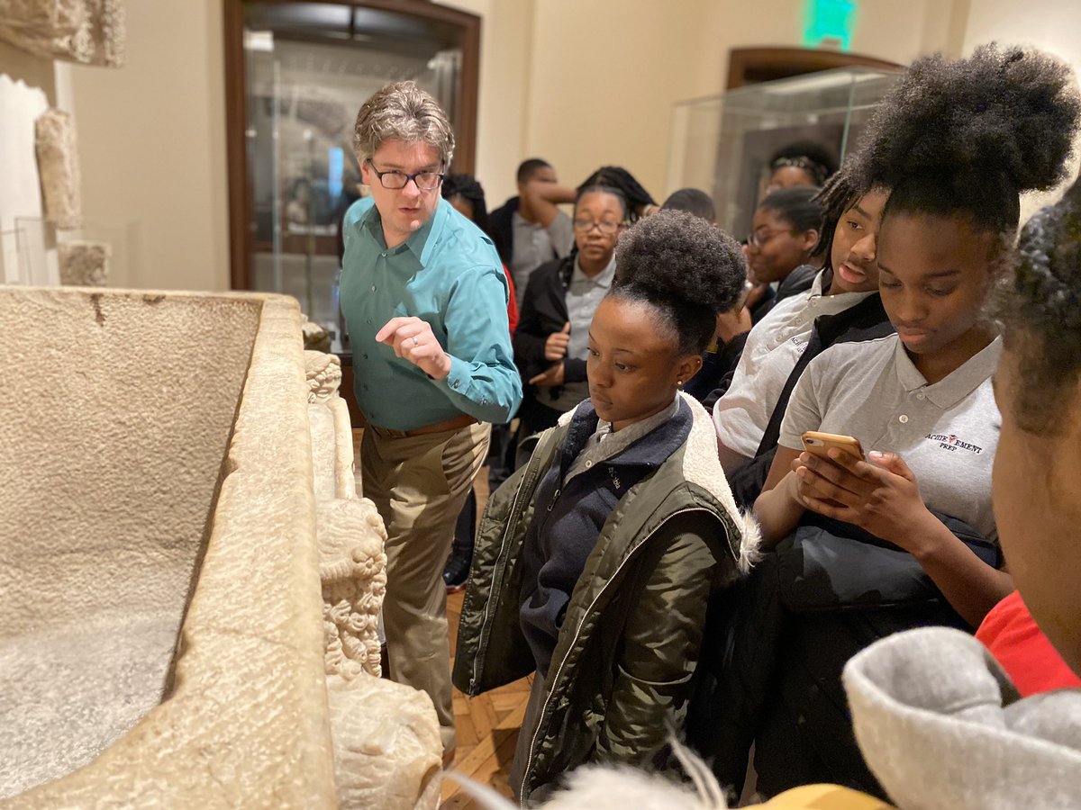 AchievementPrep's tweet photo. Thank you for sharing history with our scholars. #swipeleft to see a glimpse of our 7th and 8th grade field trip. #APrepMS #ArtClass #dcmuseums
#arthistory #dccharterproud https://t.co/0QtFlVLKLS