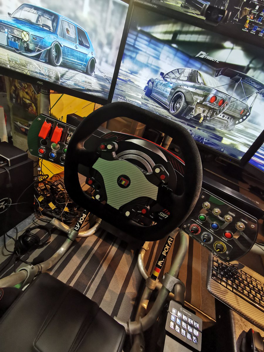 MaxouLepilote's tweet photo. Je vous parle custom et setup dans de prochaines vidéos. Maintenantque tout est en place on peut tourner ! @TMThrustmaster #MonSimu @SimRacingHW @fanatec @GamesplanetFR @actu_jv https://t.co/zaraL3pynS