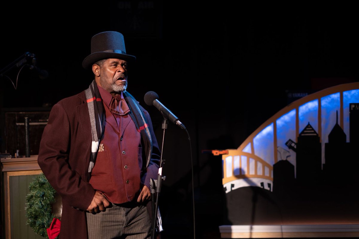 "Can a parody be a serious work of art? Yes." One of our favorite reviews, by Mike Vargo via <a href="/ecpgh/">Entertainment Central Pittsburgh</a>! Read it: bit.ly/347uPYA
<a href="/gator1on1/">Wali Jamal</a> @OrganicTheater @McCanlus <a href="/IfTheRiver/">Michael McBurney</a>
 #PittsburghTheater #AChristmasCarol