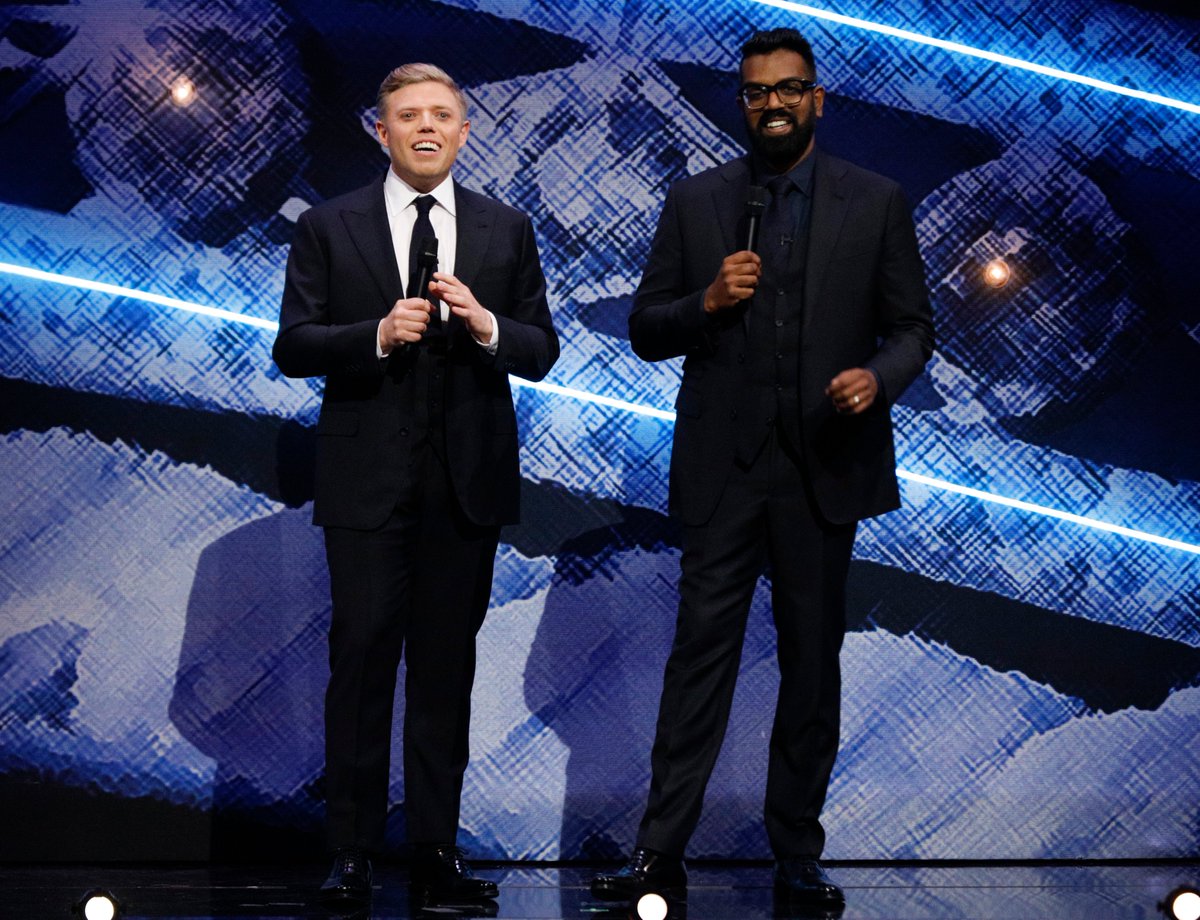 ITV's tweet photo. Get comfy, the red carpet has been rolled out! 
It’s time for a star studded Royal Variety Performance! ✨
Tonight 7:30pm @itv @Royalvariety #RoyalVarietyPerformance 🎭 https://t.co/ZSEKU6mmsX