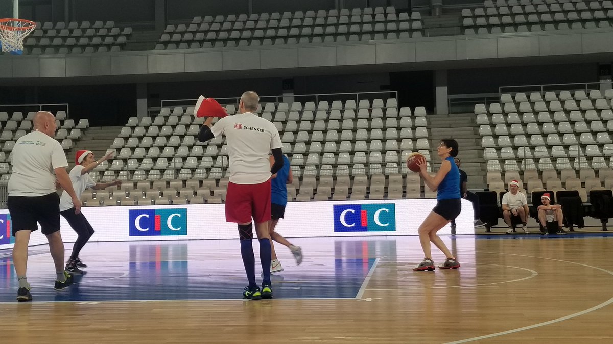 marylene_enee's tweet photo. Tournoi des Partenaires 🏀 @NantesBasket44, Allez #teamcicouest !!💪 #cic #CICOuest https://t.co/jCH3Q1BzMM