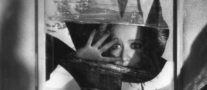 I’ve got two very different films on tap today - CHRISTMAS IN JULY and the notorious STORY OF TEMPLE DRAKE - both in striking transfers from <a href="/KinoLorber/">Kino Lorber</a> &amp; <a href="/Criterion/">Criterion Collection</a> 

cinesavant.com