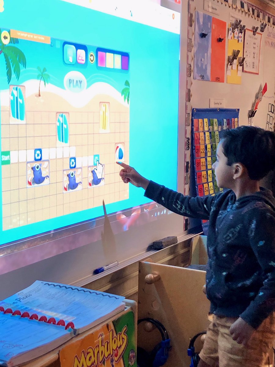 MariposaRUSD's tweet image. Never to young to start coding...Mrs. Comadena’s kinders #thisisRUSD #wearemonarchs #HourOfCode