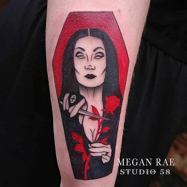 Flash Personagem The Thing  The Addams Family  Wednesday  Sara Bird  Tattoo