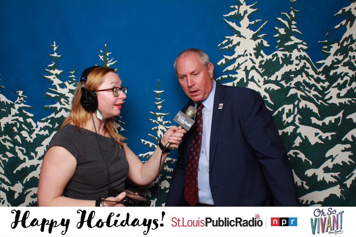 charitableauto's tweet photo. Cari had a great time at the @STLonAir holiday party. Thanks for the great photos Shelley! We are grateful to work with your station. Happy Holidays! @cariness
#CARSIntoPrograms #CARS4Good #StLouis #KWMU https://t.co/8bwmqOCxjP
