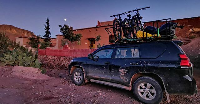 blaisecham62's tweet photo. Nothing better than a land cruiser
.
.
.
.
.
.
.
.
.
.
.
.
.
.
.
.
.
.
.
#mountainbiking
#betterwithaguide
#desertspirit
#180degré
#latitude54
@slashchamonix https://t.co/YDSBOVBd2l https://t.co/w1fsIubSPf