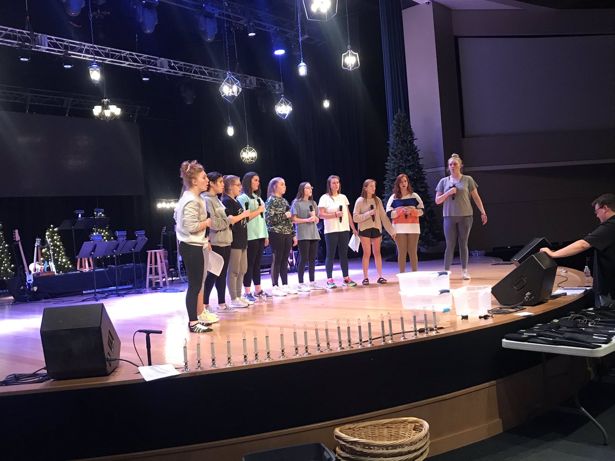 MojoChoir's tweet photo. Night 2 of rehearsals was filled with fun!!  Join us for the show this Thursday night at 7:00 p.m. at Crossroads! https://t.co/kw4gbfpDb4