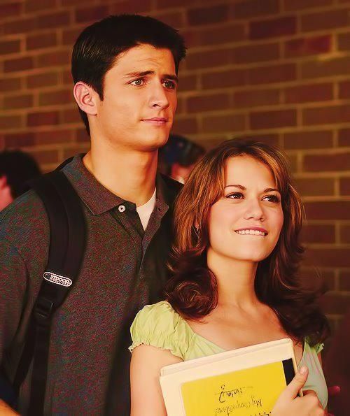 ships_polls's tweet photo. ROUND 1- Favourite TV Ship 2

RT FOR Naley
LIKE FOR Haleb https://t.co/L3C3CfcFLE