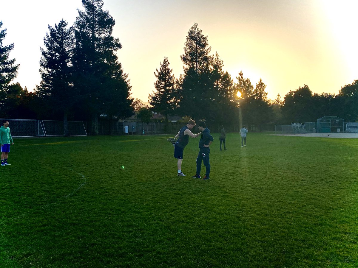 Q4 Update <a href="/harmonyprotocol/">Harmony 💙</a> 

- Hired 2 Interns for Q1 2020 😃 🥁 
- 80% completion of Expensify over a 2 day period (hlp me to 💯, submit your reports‼️)
- 95% completion of 2 day Token Distribution 💸
- 50% onboarding of new accounting tasks 🧮

"teamwork makes the dream work"