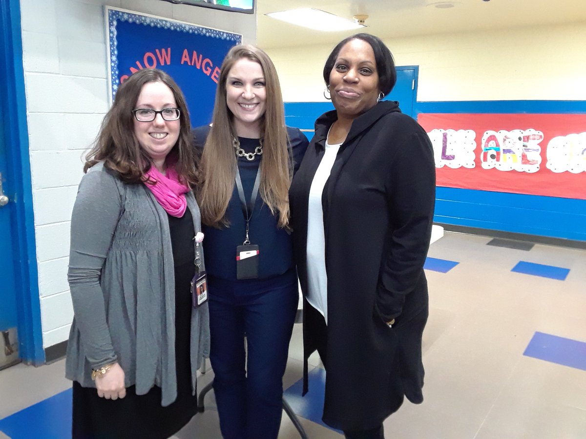 MetlerA2's tweet photo. Bryant's Family Literacy Night!  Thank you to all of our families that came to the event tonight!  @A2BryPatSchools @A2SchoolsSuper @A2schools @KellyHouseA2 @wonlove823 https://t.co/bpbOK7tZAj