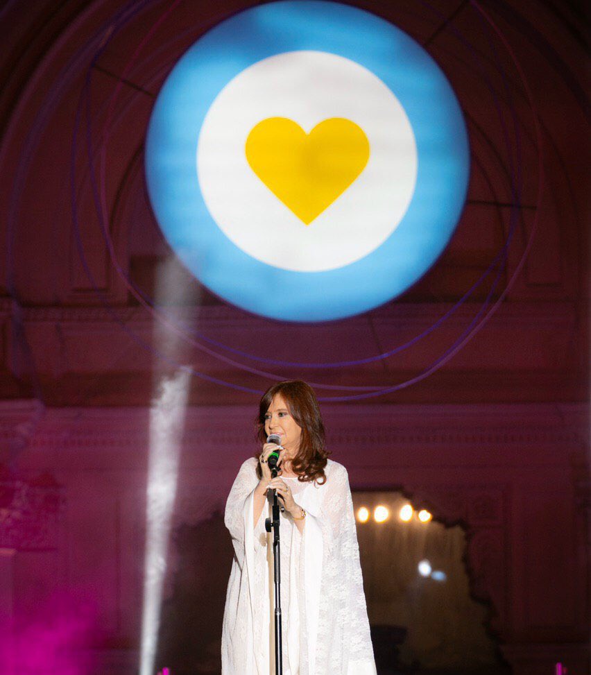 argconcristina's tweet photo. “Decían que no íbamos a volver, pero hoy volvimos y vamos a ser mejores” @alferdez 

#ArgentinaUnida 💛🇦🇷 https://t.co/tElpefm4nJ