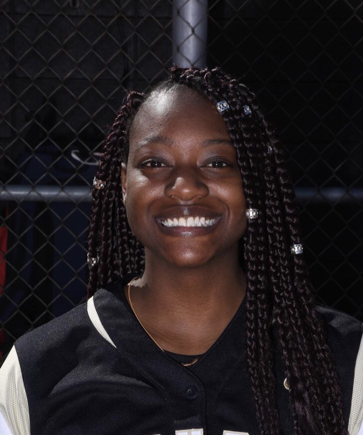 02Shockwaves's tweet photo. Big congratulations to Karlee Franklin on her verbal commitment to further her academic and athletic career to Huntington University.  We are proud of all the work you have put in and excited to see you play at the next level!  Great job Karlee! @Franklin_Karlee @HU_Sports https://t.co/9sJWJ2taJU