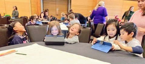 learningcodeyyc's tweet image. Thanks to Ms. Wiebe's incredible Grade 1s for spending today with us on #clcWeek! We had a blast learning about how to clean & protect the environment, as well as how to build sprites & tell stories with @ScratchJr 🐱
#TeachersLearningCode #yyctech #yycarts #yyc #code4change