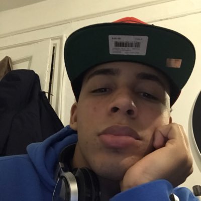 MichaelRapper21's tweet photo. #NewProfilePic https://t.co/qKisXKMnTG