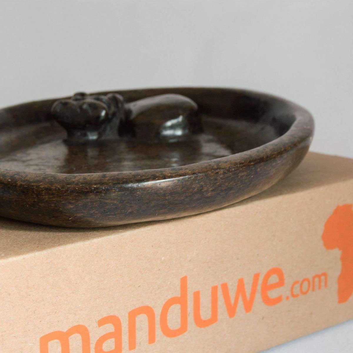 manduwe_com's tweet photo. Bathing Hippo Soap Dish - Original Natural Green Ngaka Stone https://t.co/F0XloX5MXr #Africanvalue #authenticafrica #manduwe https://t.co/q144WXlbg6