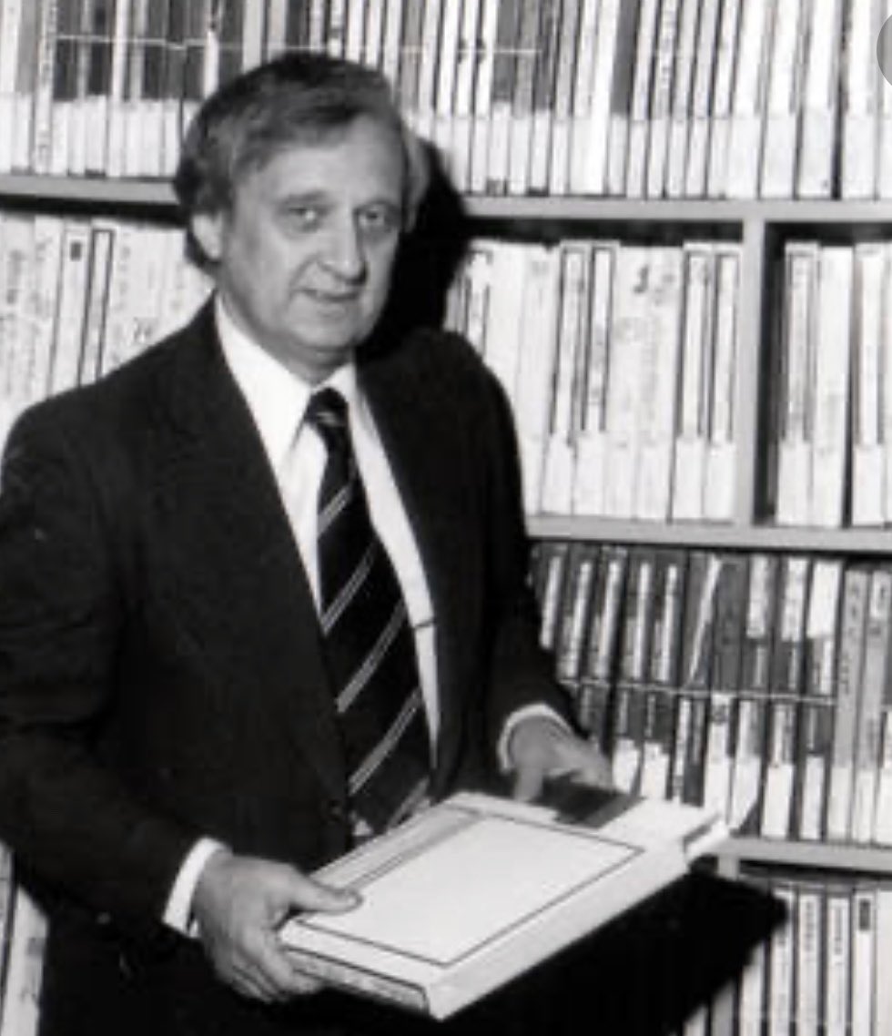glidepath's tweet image. Unfortunately, yesterday, Gershon Kingsley passed by in New York at the age of 97 years. His Music „Popcorn“ will prevail as well as all other good memories in my mind. The joint time in Munich and Waging will ever last. 😌