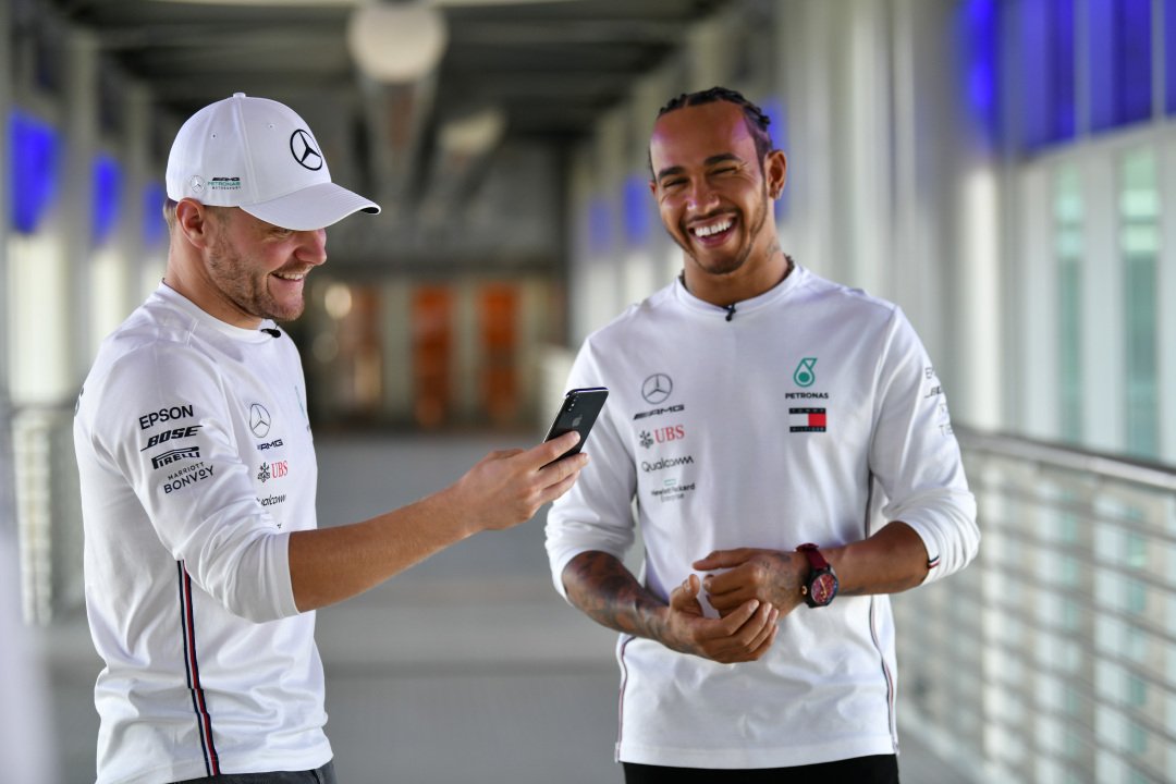 SilverArrowsNet's tweet photo. Lewis and Valtteri having fun at the @Petronas Twin Towers in Kuala Lumpur!
#F1 #Formula1 #LH44 #VB88 https://t.co/U603b0JW0i