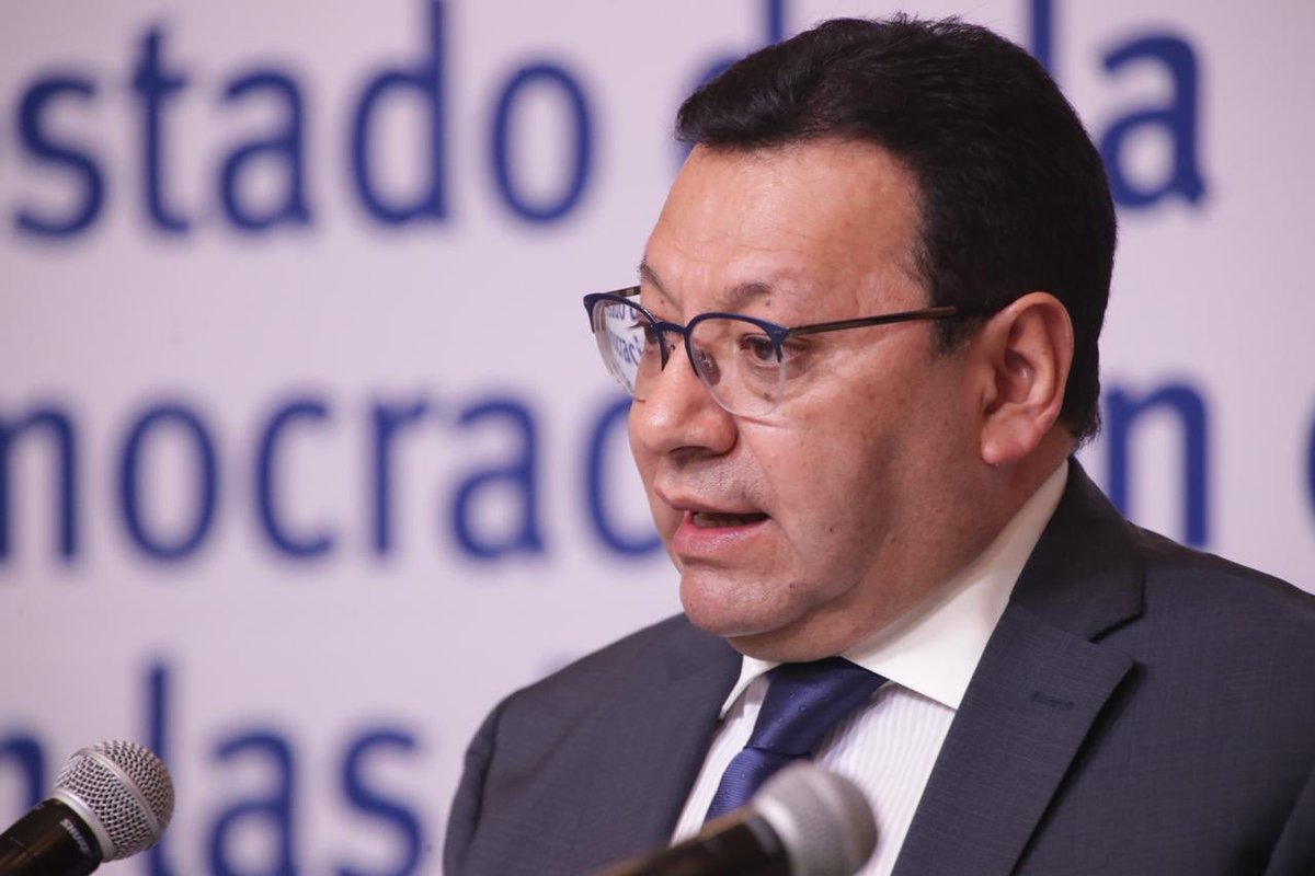 TEPJF_informa's tweet photo. #BoletínTEPJF | https://t.co/IBwNja0mPv
No hay dudas entre optar o no por la democracia: @FFuentesBarrera https://t.co/VGmKiJBVhQ