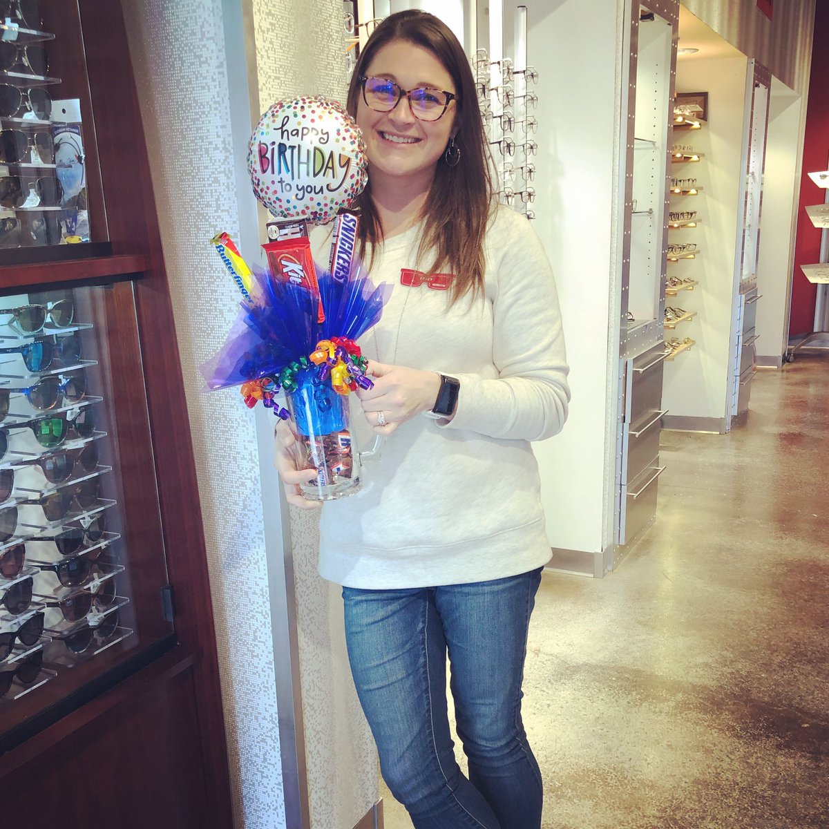 SpecsRx's tweet photo. Help us say Happy Birthday to our New Market manger, @carey_paige23 ! HAPPY BIRTHDAY!! 🥳🎂 Candy bouquet for the win!🍫 #happybirthday #specsfitsme https://t.co/ZY2JOQXW0z