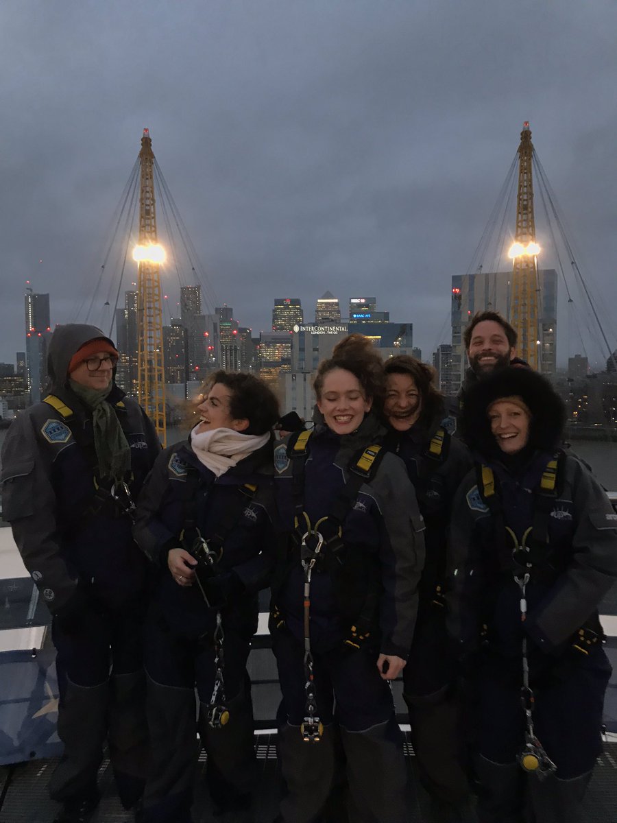 SkatingPanda's tweet photo. Climb the o2 they said,
Youโll have fun they said.
Wishing everyone a merry Christmas from our Pandas, to yours ๐ผ #UpTheO2 https://t.co/cxt6SMWMvR