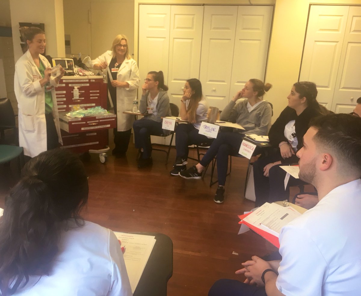 Homey_RN's tweet photo. Do you know where to find everything in the code cart?🤔 Now our Nurse Residents do! 👏🏽
Big thanks to our Critical Care Response Nurses for partnering with our nurse residents and addressing their concerns. #NRP #nurseresidencyprogram #donteatyouryoung #takesavillage https://t.co/imkHpX9ZE4