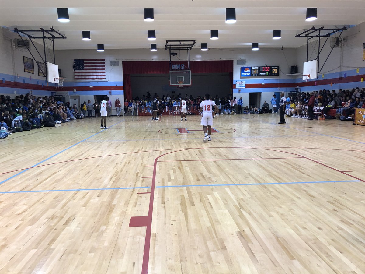 mspatterson12's tweet photo. We love a good in-school game at Hillcrest! Go pats! 🔵🔴 #Hillcrestmspats https://t.co/GZrNb1ZJG6
