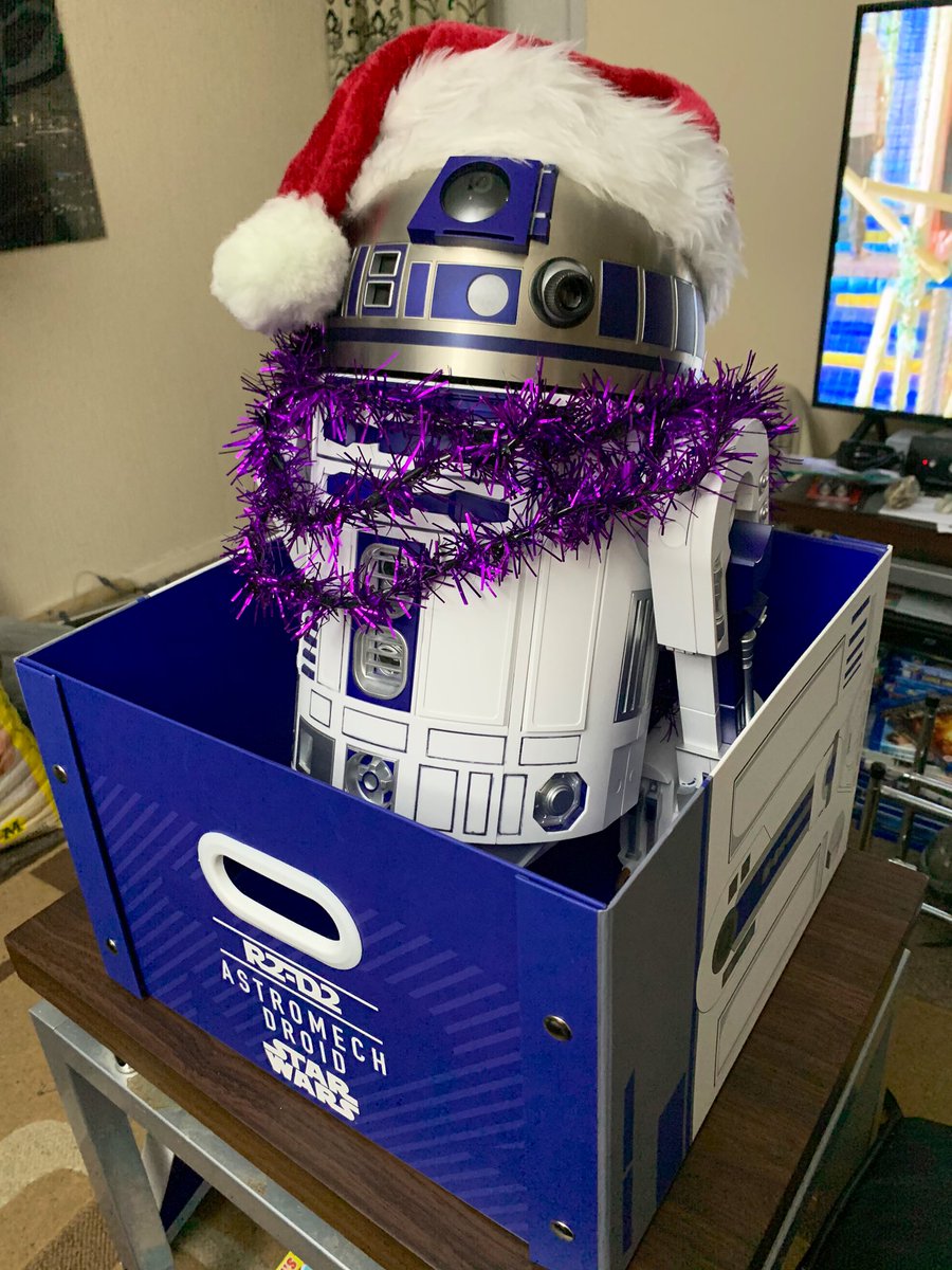 DC_Zol's tweet photo. .@PyramidShopCom I found the R2-D2 Astromech Droid Storage Box perfect for use with my 1:2 scale Droid 😁 #StarWars #BuildYourOwnR2D2 #R2D2 https://t.co/vg0FUx8sGc