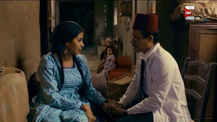 لسا كلامك حلو ، لسا عينيكي بتاخدني ، لسا قلبي عندك ي نادرة .

_ أهو دا اللي صار