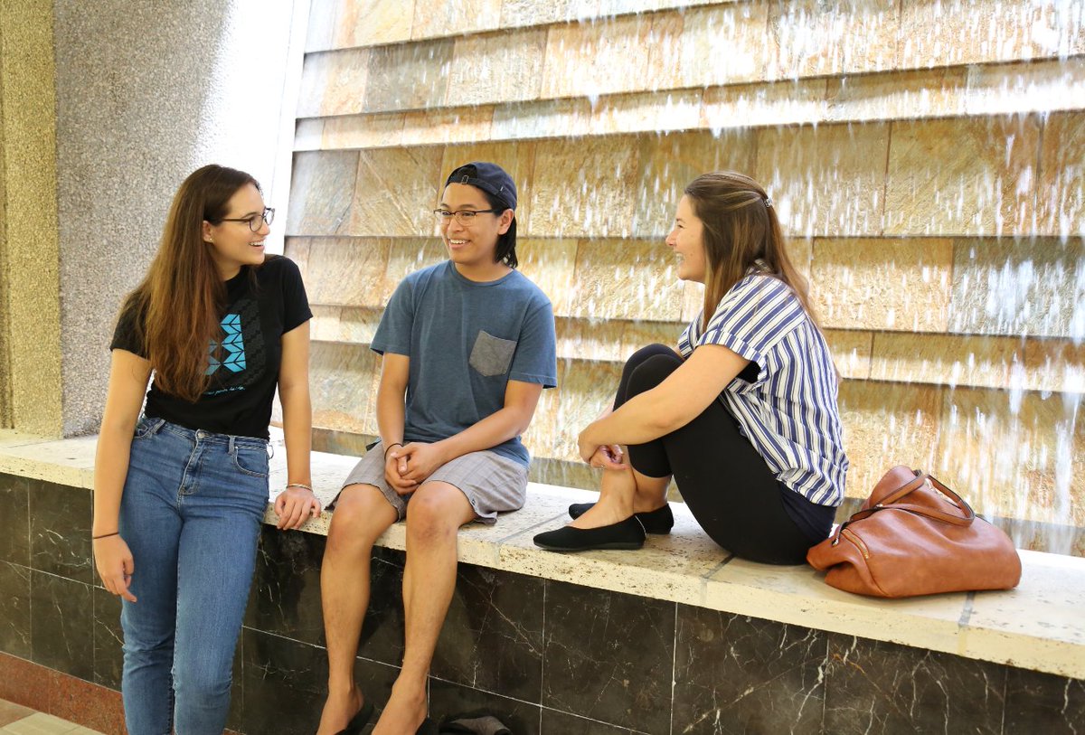 HPU's tweet photo. We're proud to introduce our tuition-free business minor for all freshmen! All non-business majors who are in their first two years of study are welcome to apply! 

https://t.co/BHofAQOO7l https://t.co/Zfe0C55zBX