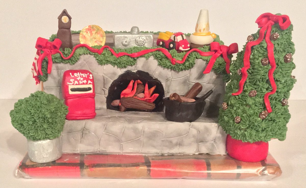 letmebakethat's tweet photo. #CrackerBarrelMoment #crackerbarrel #christmas #fireplace #christmasparty #crackerbarrelfireplace #heatherscakes #letmebakethat #customcake #homebaker https://t.co/vYanlofLqB