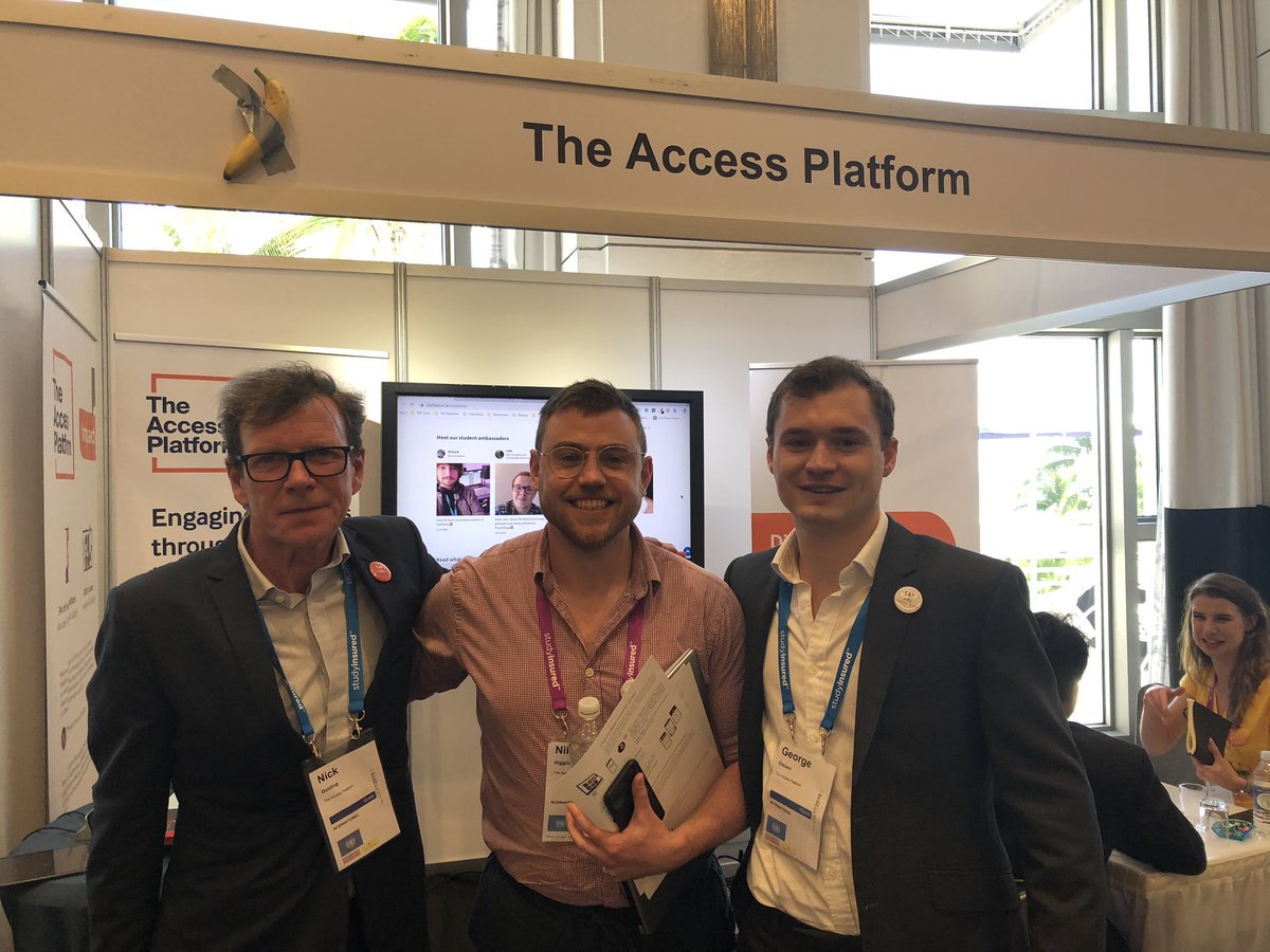 GilhamJane's tweet photo. The @TAPlatform and their $120k banana #ArtBaselBanana #icef19 https://t.co/GEC7hIzq6K