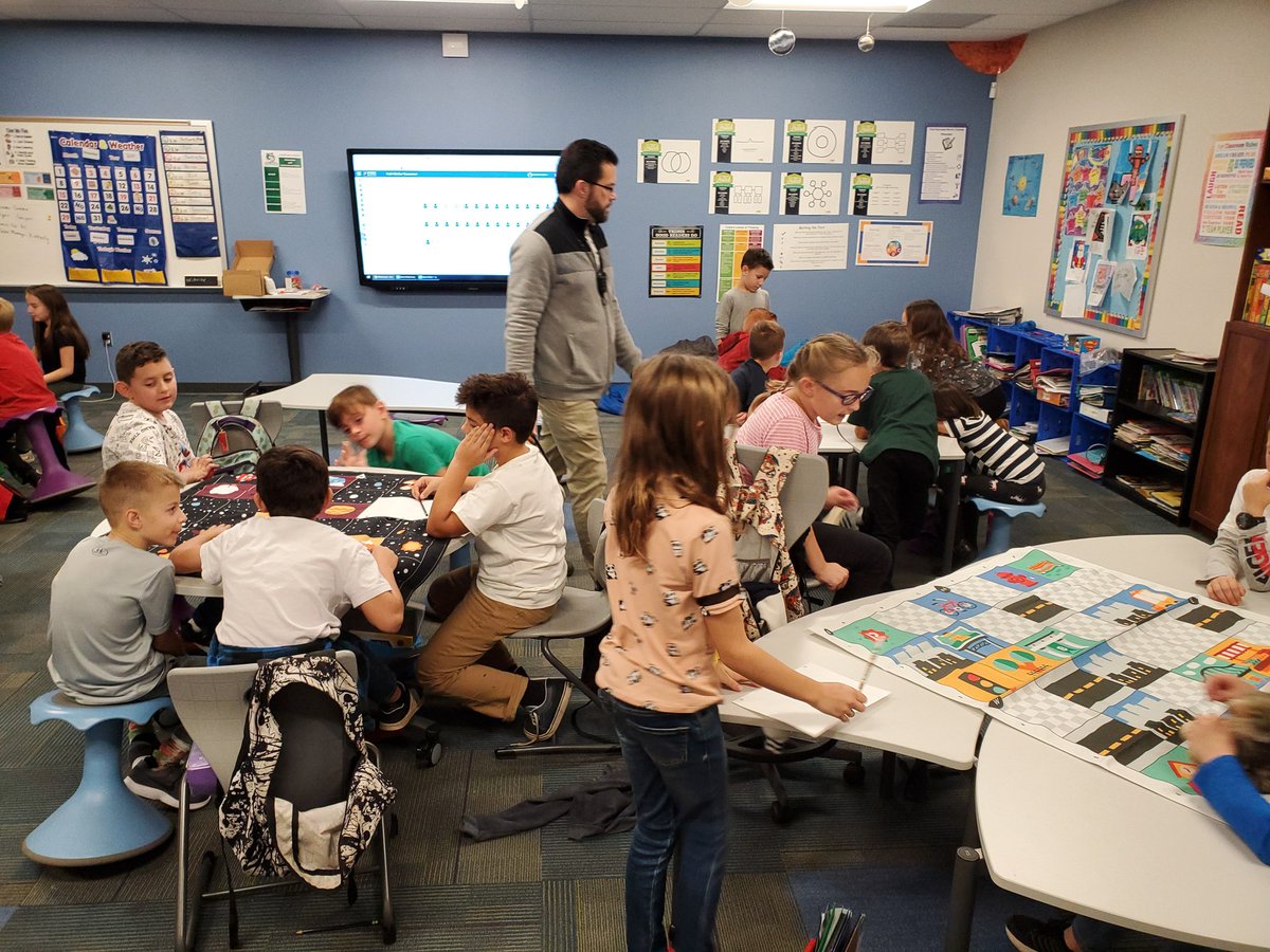 PrincipalAikins's tweet image. . #HourofCode2019 with 3rd graders @qcusd_sossaman . Writing stories and coding #Cubetto. Thanks Mr. Pioske for having me in your classroom. @qcusd @qcsciencecoach @QcusdT @primotoys #techliteracy #edtech #steam #Coding #robot